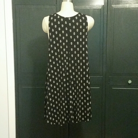 Old Navy Dress - Picture 3 of 3